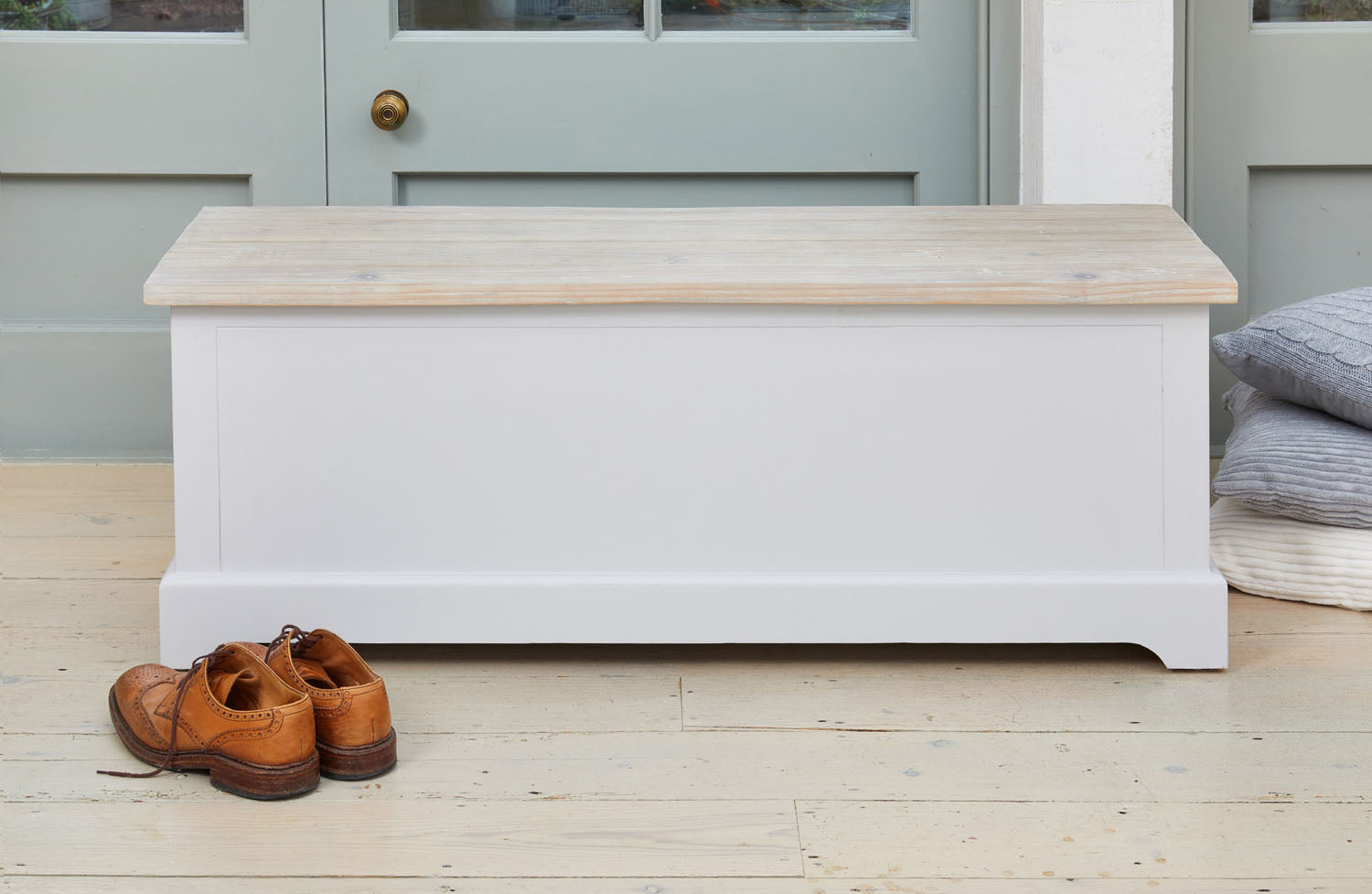 Signature Hallway Storage Bench