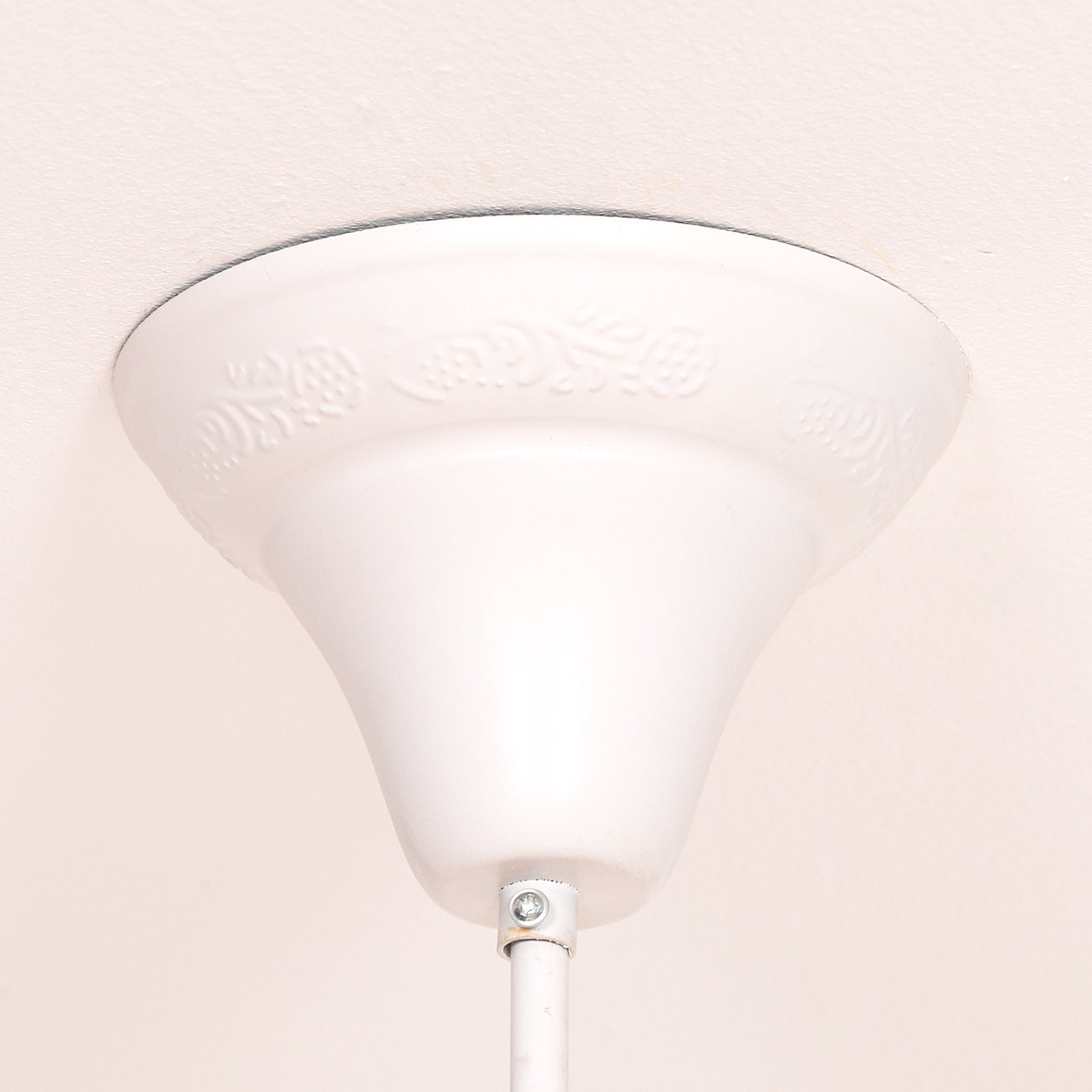 Shabby White Colour Large 8 Arm French Style Shallow Cut Glass Chandelier
