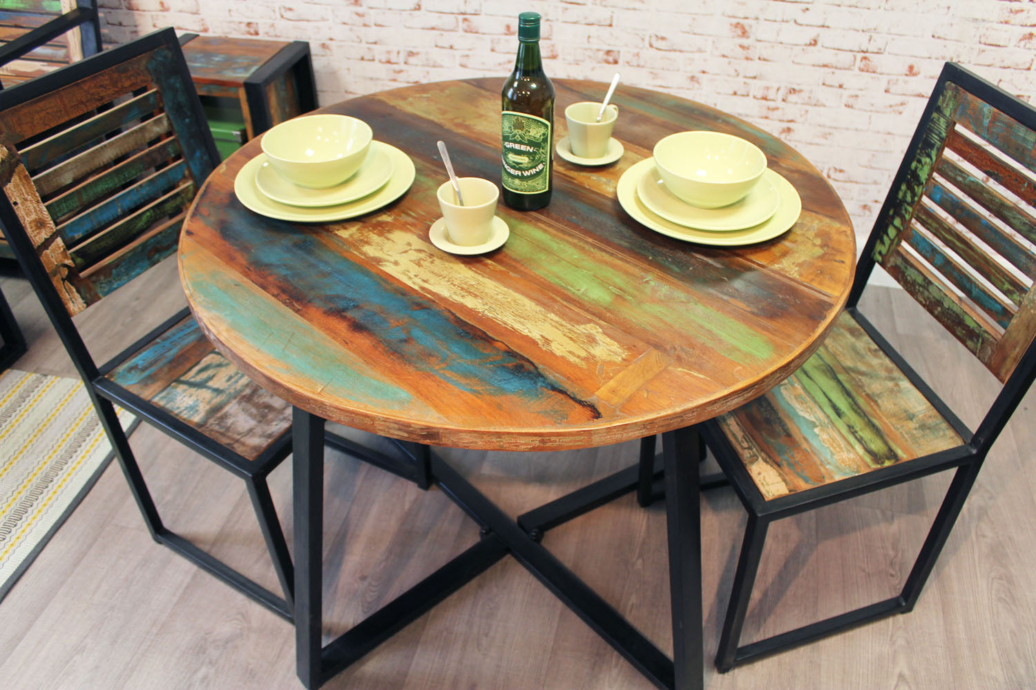 Urban Chic Round Dining Table (100cm x 100cm)