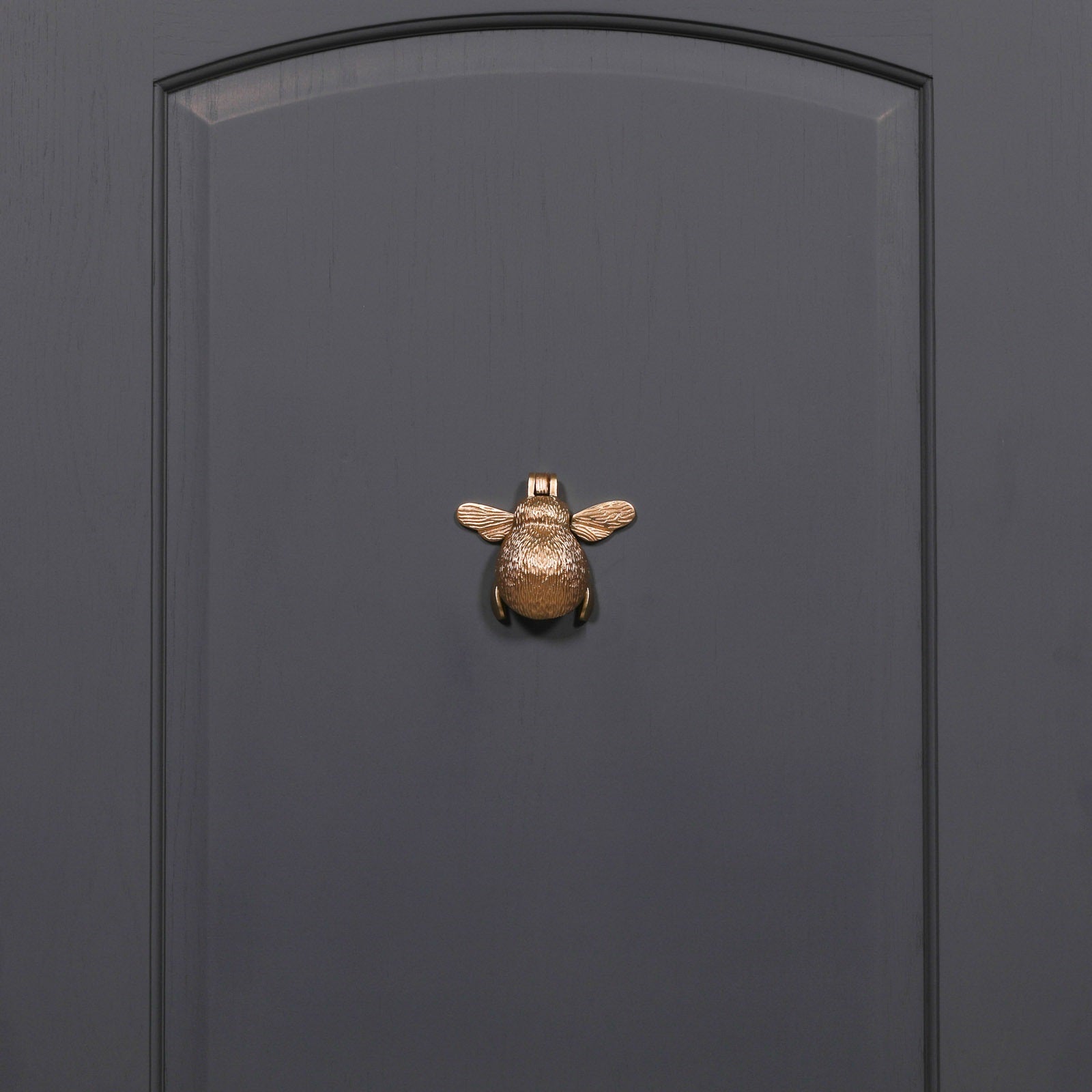 Stylish Brass Bee Door Knocker for Front Door Grand Entrance