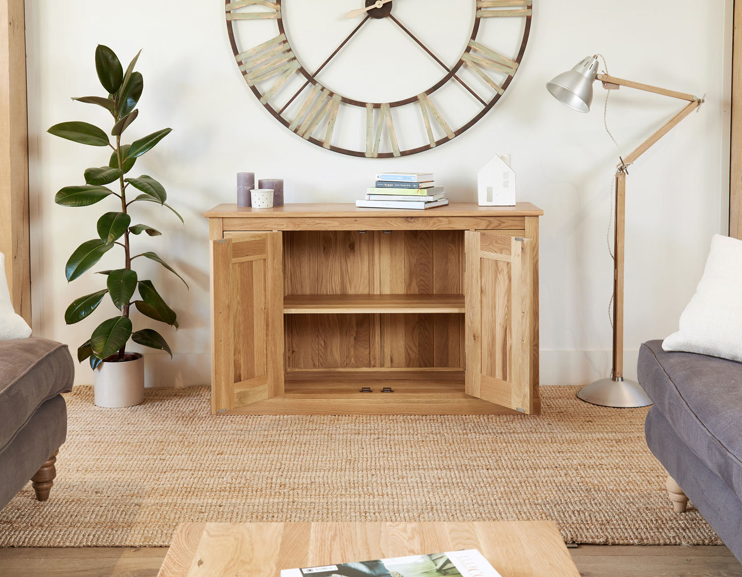 Mobel Oak Six Drawer Sideboard