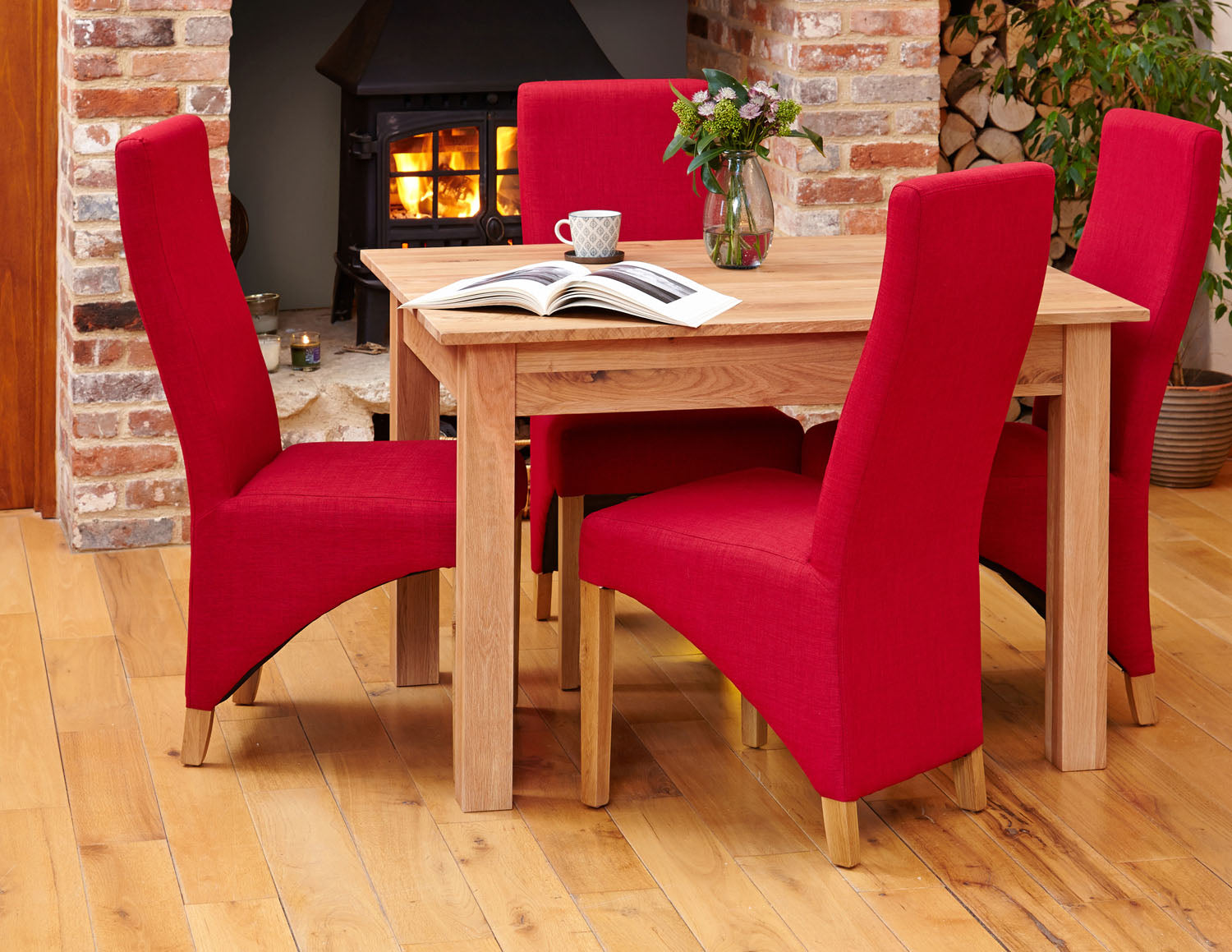 Mobel Oak Dining Table (4 Seater)