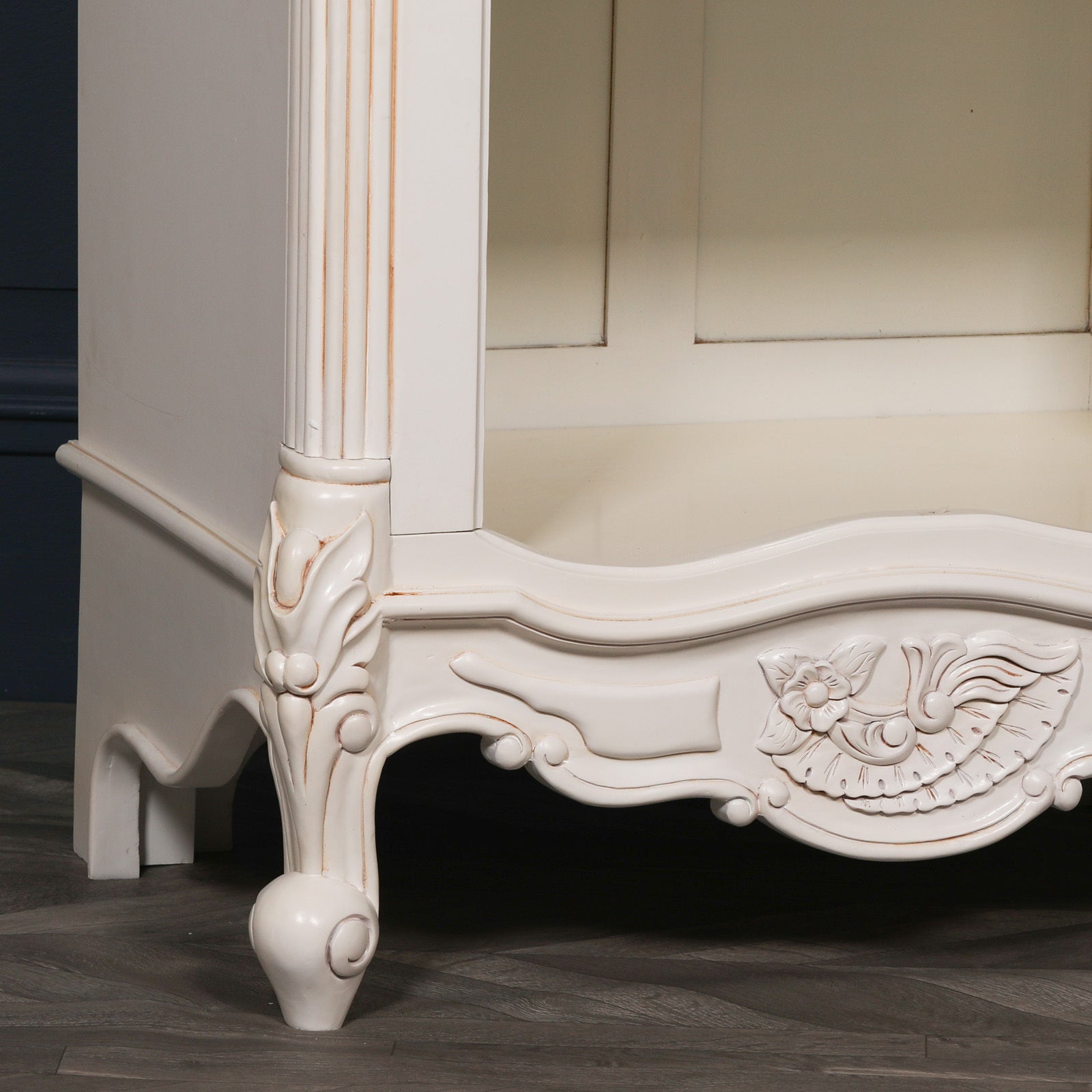 French Shabby Chic Style Carved Wooden Bookcase in White Colour