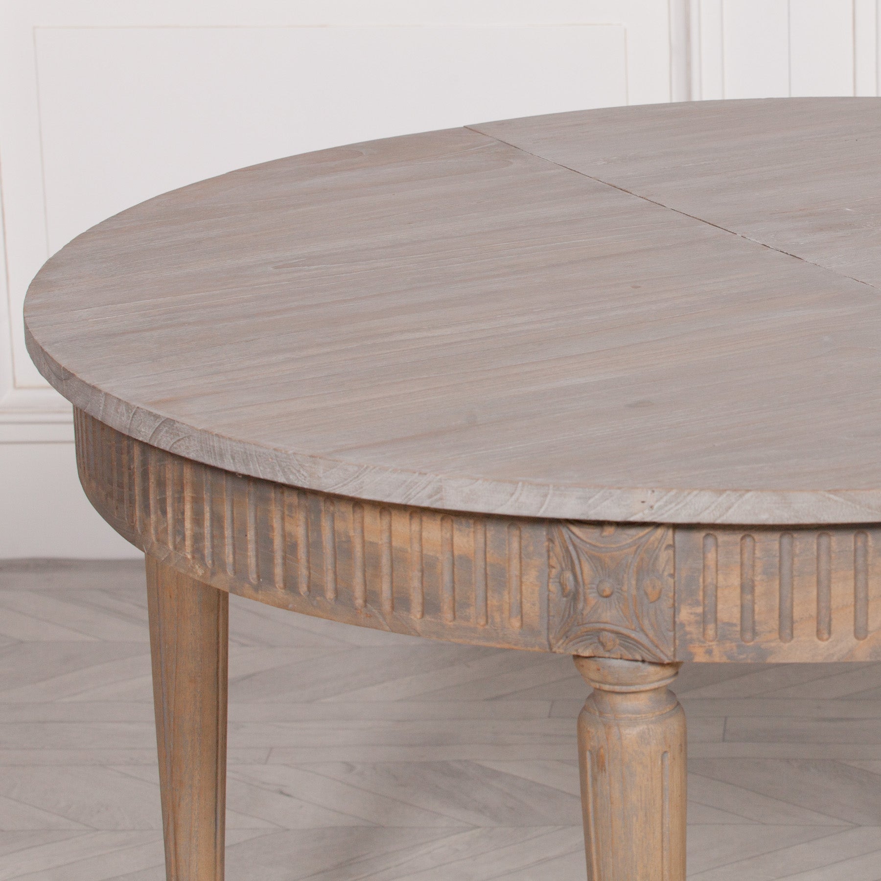 French Farmhouse Style Hand Carved Extra Large 206cm Oval Shape Wooden Extendable Dining Table