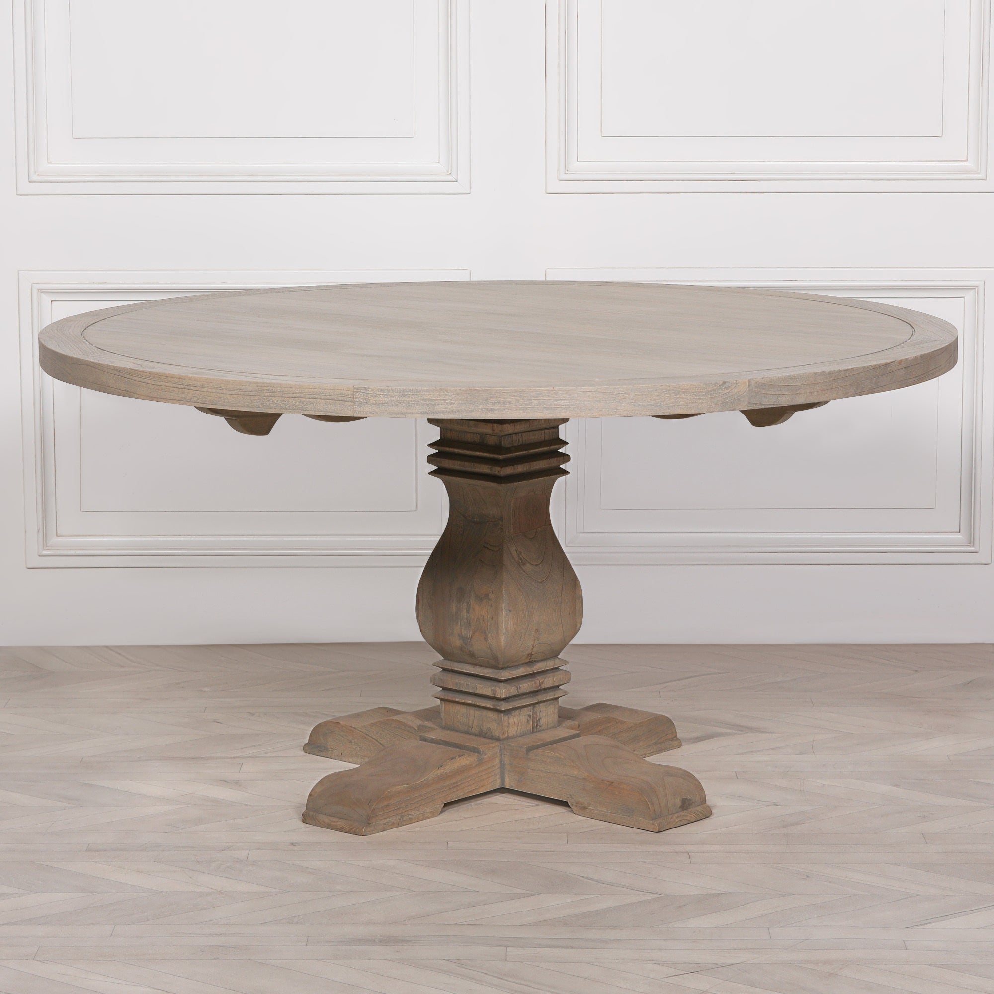 Rustic Antique Distressed Style Chunky Heavy Duty Round Large 151cm White Cedar Wood Pedestal Dining Table